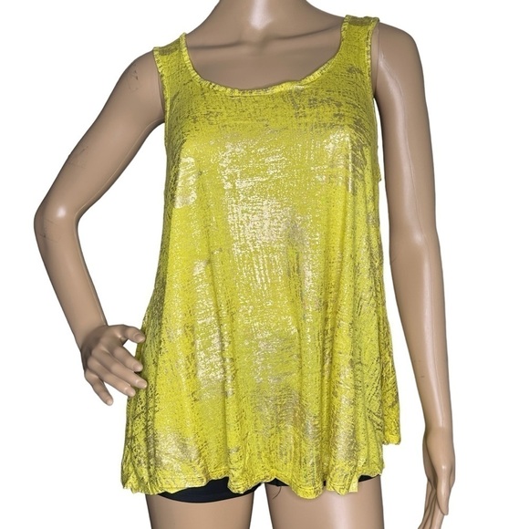 Jennifer Lopez yellow metallic tank top, medium - Picture 1 of 7